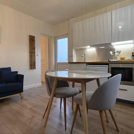 Aux Portes De La Plage, Entièrement Rénovés, Climatisation, Wifi, Parking Gratuit, Linge De Maison Fournit, Ménage En Fin De Compris Appartamento