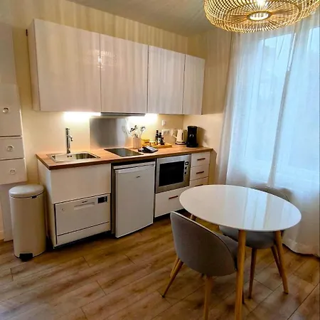 Aux Portes De La Plage, Entierement Renoves, Climatisation, Wifi, Parking Gratuit, Linge De Maison Fournit, Menage En Fin De Sejour Compris Lejlighed *
