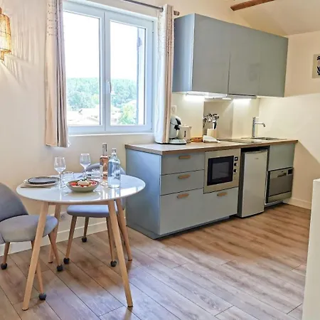 Aux portes de la plage, entièrement rénovés, CLIMATISATION, wifi, Parking gratuit, linge de maison fournit, ménage en fin de séjour compris Mimizan