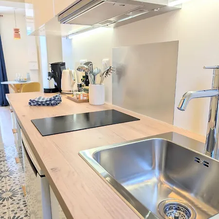 Appartamento Aux Portes De La Plage, Entièrement Rénovés, Climatisation, Wifi, Parking Gratuit, Linge De Maison Fournit, Ménage En Fin De Compris