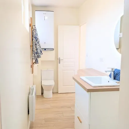Aux Portes De La Plage, Entièrement Rénovés, Climatisation, Wifi, Parking Gratuit, Linge De Maison Fournit, Ménage En Fin De Compris Mimizan
