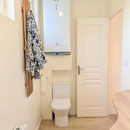 Aux Portes De La Plage, Entièrement Rénovés, Climatisation, Wifi, Parking Gratuit, Linge De Maison Fournit, Ménage En Fin De Compris